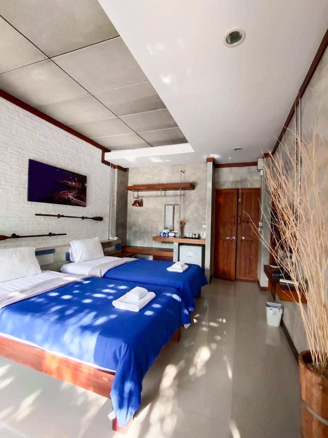 Windy Seaview Resort Chao Lao Beach Buitenkant foto